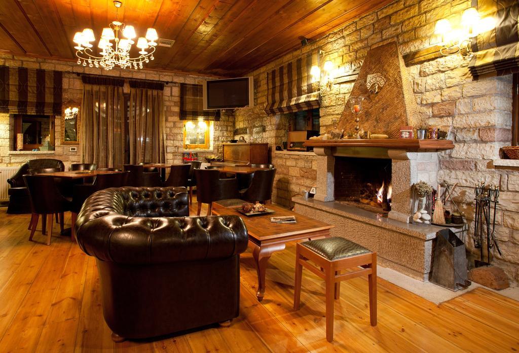 Nisista Lodge Mountain View Rodavgi Zewnętrze zdjęcie