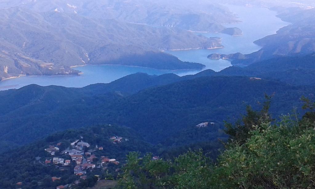 Nisista Lodge Mountain View Rodavgi Zewnętrze zdjęcie
